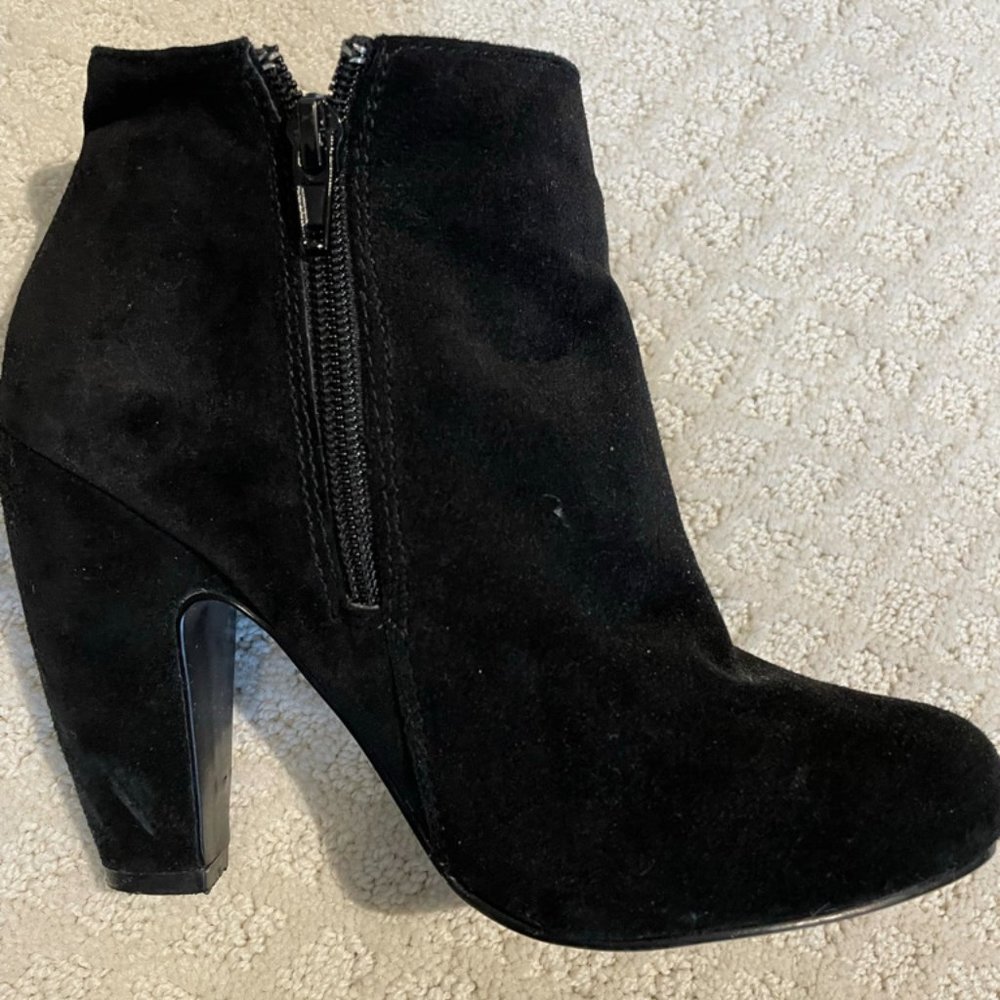 Steve Madden Suede Booties - Picture 6 of 8